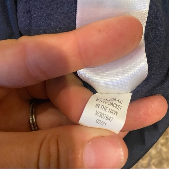 Old Navy Baby Frost-Free Hooded Puffer Jacket NavySize 6/12m NWOT - Picture 6 of 8